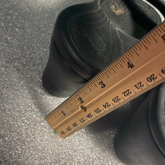 Women's Crocs Black Platform Wedge Slip-On Sandal Size 8 - Picture 8 of 13